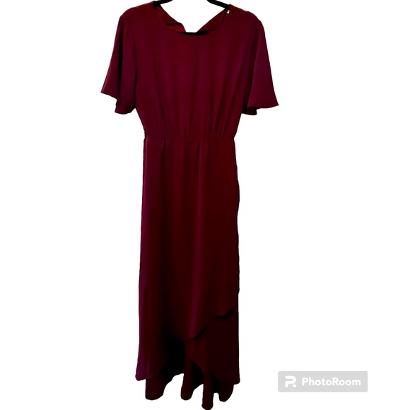 ✨ The Dell Woven Wrap Dress in Burgundy - Picture 4 of 8